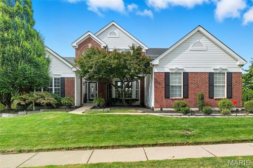 1123 Cabinview Ct, Chesterfield, MO, 63017-2471 | Card Image