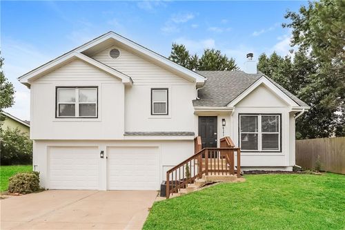 6141 Mercier St, Kansas City, MO, 64118-9118 | Card Image