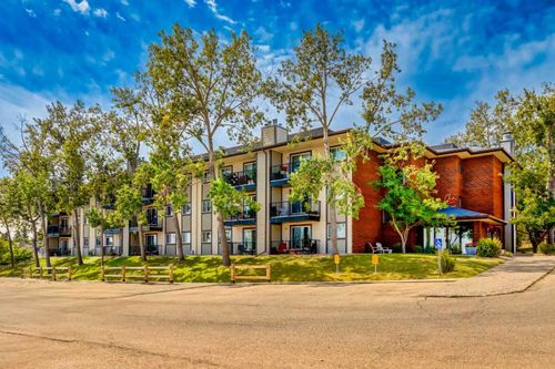 4203-385 Patterson Hill Sw, Calgary, AB, T3H2P3 | Card Image