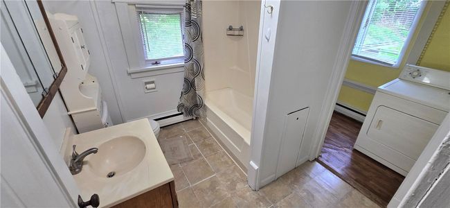 104 Main St, Home with 10 bedrooms, 5 bathrooms and null parking in Stamford NY | Image 37