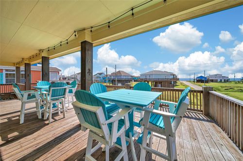 2019 Vista Dr, Crystal Beach, TX, 77650 | Card Image