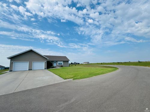 803 Hillcrest Drive, Clay Center, KS, 67432 | Card Image