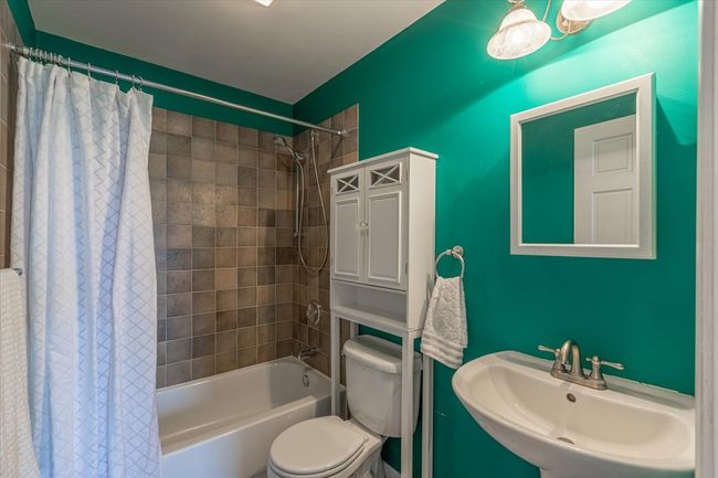 APT-3 - 4869 N Rockwell St, Condo with 3 bedrooms, 2 bathrooms and null parking in CHICAGO IL | Image 9