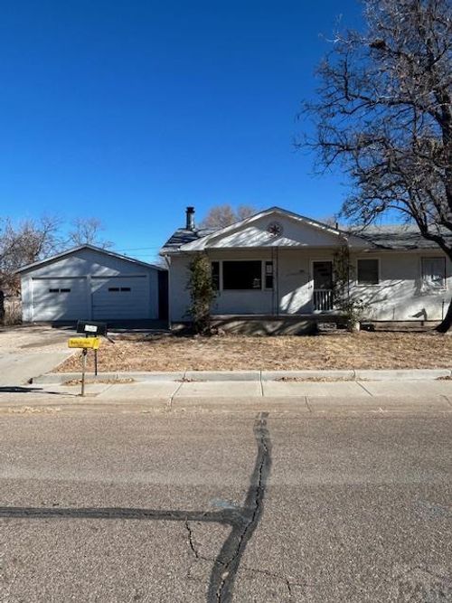 540 Ardath Ln, Pueblo, CO, 81005-1402 | Card Image