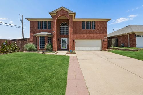 4217 Bent Oaks Dr, Arlington, TX, 76001-5158 | Card Image