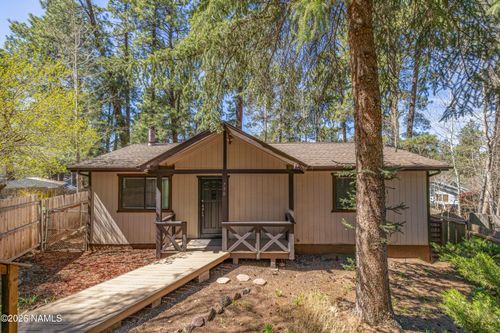 798 Comanche Street, Flagstaff, AZ, 86005 | Card Image