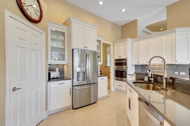 547 Robin Ln, House other with 5 bedrooms, 4 bathrooms and null parking in Jupiter FL | Image 24