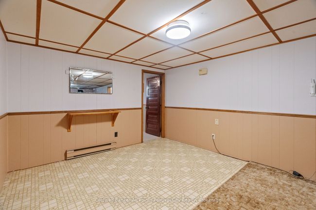 305 Warren St, House other with 4 bedrooms, 2 bathrooms and 4 parking in Goderich ON | Image 25