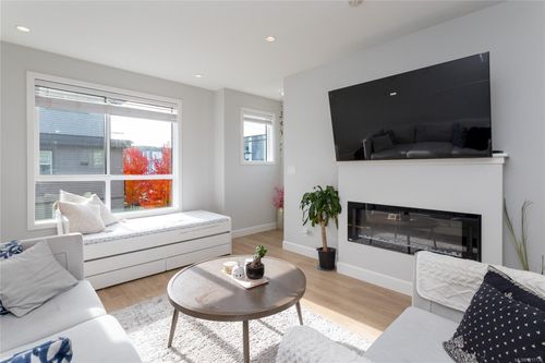 1201-3351 Luxton Rd, Langford, BC, V9C0P2 | Card Image