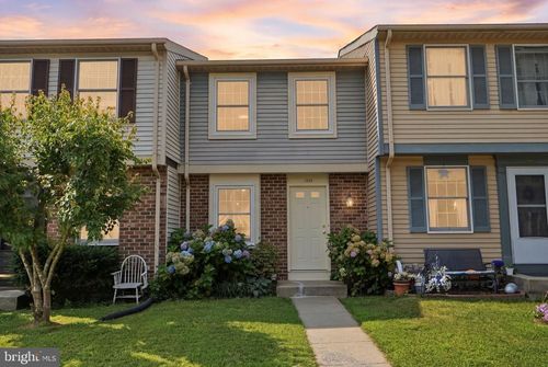 1305 Elm Grove Cir, SILVER SPRING, MD, 20905-6073 | Card Image