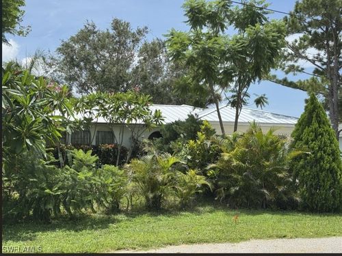 18422 Burkholder Cir, PORT CHARLOTTE, FL, 33948-9372 | Card Image