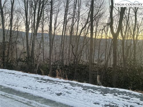 193 Rhododendron Drive, Beech Mountain, NC, 28604 | Card Image