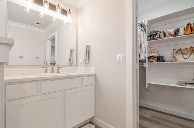 2013 Swenson St, House other with 4 bedrooms, 2 bathrooms and 2 parking in Midland TX | Image 18