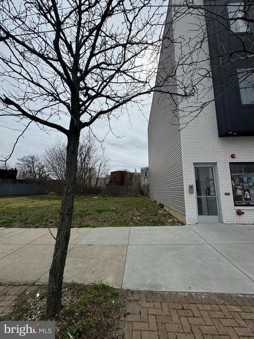 4430 Lancaster Ave, PHILADELPHIA, PA, 19104-1306 | Card Image