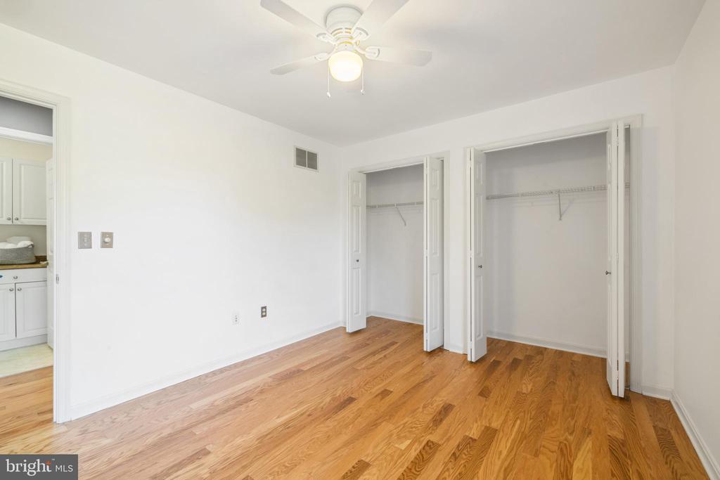 Residential in ANNAPOLIS 3