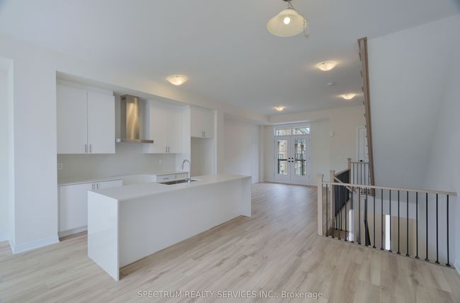 15 Archambault Way, House attached with 4 bedrooms, 4 bathrooms and 1 parking in Vaughan ON | Image 5