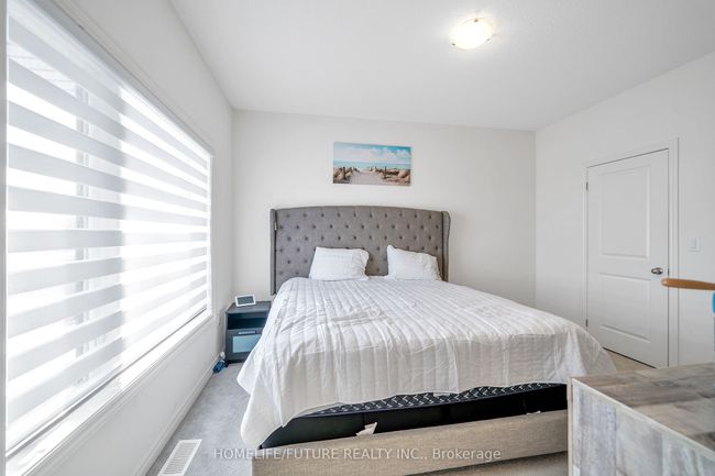 7 Coppini Lane, House attached with 3 bedrooms, 3 bathrooms and 1 parking in Ajax ON | Image 22