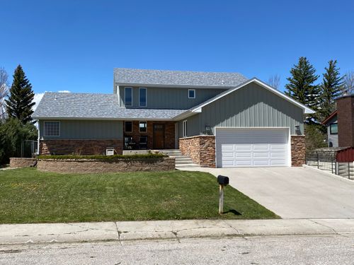 oak-4230 Street, Casper, WY, 82601 | Card Image