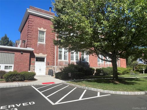 apt-21-215 Washington St, Tappan, NY, 10983-2523 | Card Image