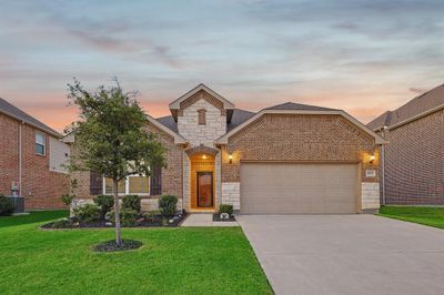 824 Basket Willow Terrace, House other with 4 bedrooms, 3 bathrooms and null parking in Fort Worth TX | Image 1