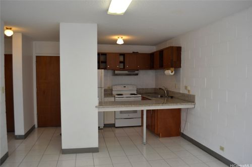 apt-202-814 Kinau St, Honolulu, HI, 96813-2527 | Card Image