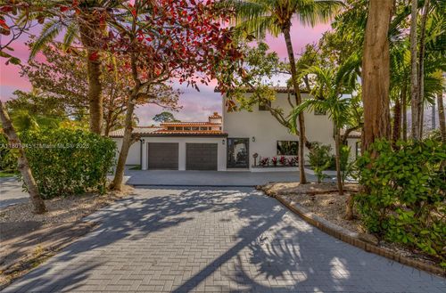 210 Ne 107th St, Miami Shores, FL, 33161-7034 | Card Image