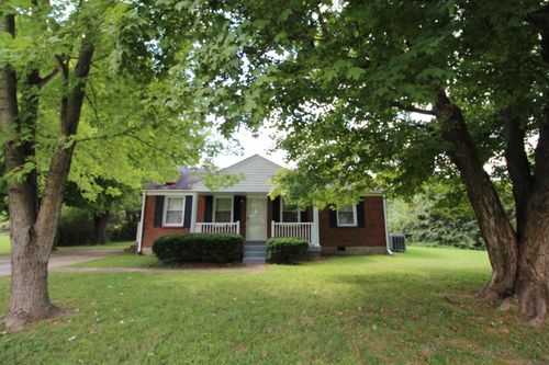 7 Welch St, Clarksville, TN, 37040-6512 | Card Image