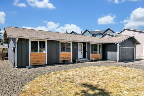 15635 63rd Street Ct E, Sumner, WA, 98390-3048 | Card Image