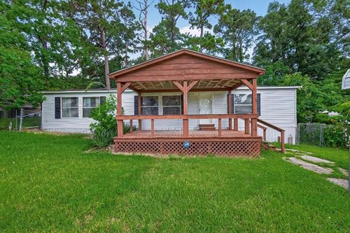 121 E Oak Shadows, Onalaska, TX, 77360-6495 | Card Image