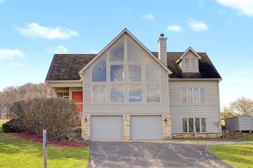 19 Walnut Hill Drive, Galena, IL, 61036 | Card Image