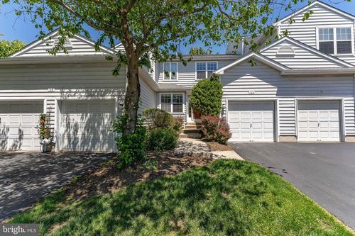 53 Sheffield Ct, COLLEGEVILLE, PA, 19426-3927 | Card Image