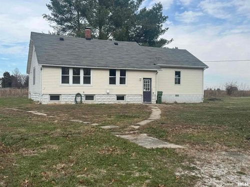 23392 N Il Highway 37, Dix, IL, 62830-2119 | Card Image