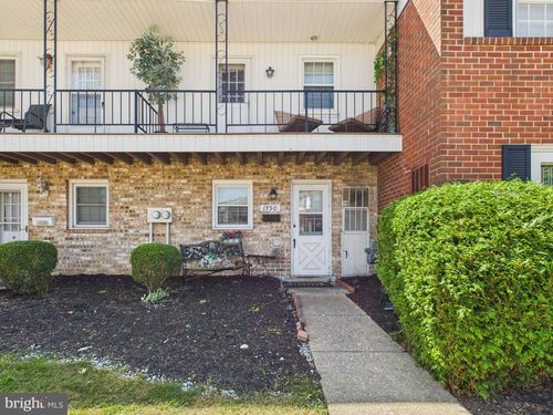 1750 Devers Rd, YORK, PA, 17404-1956 | Card Image