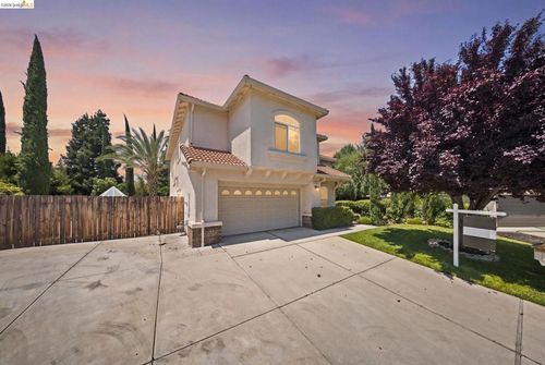 724 Topaz Ct, Antioch, CA, 94509-6865 | Card Image