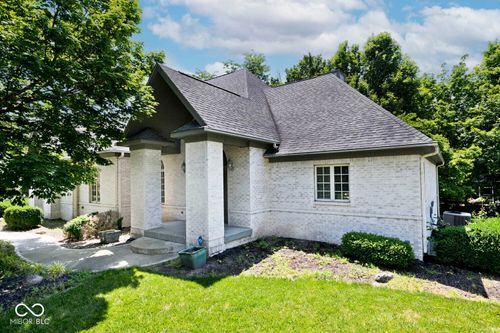 7844 Timber Run Ct, Indianapolis, IN, 46256-4718 | Card Image