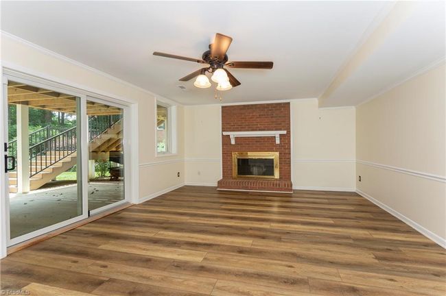 Basement Den | Image 33