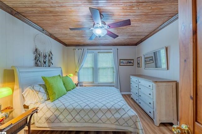 13 Park St, House other with 3 bedrooms, 3 bathrooms and null parking in Pelzer SC | Image 5