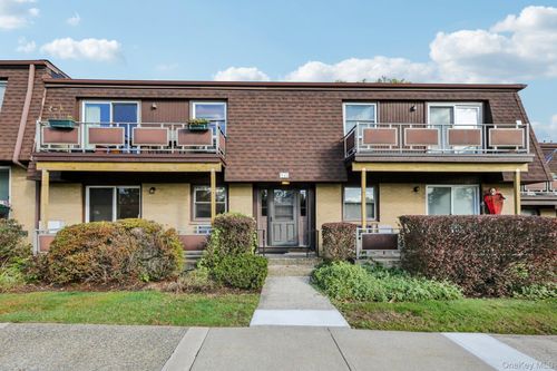 5-2 Germonds Vlg, Nanuet, NY, 10954 | Card Image