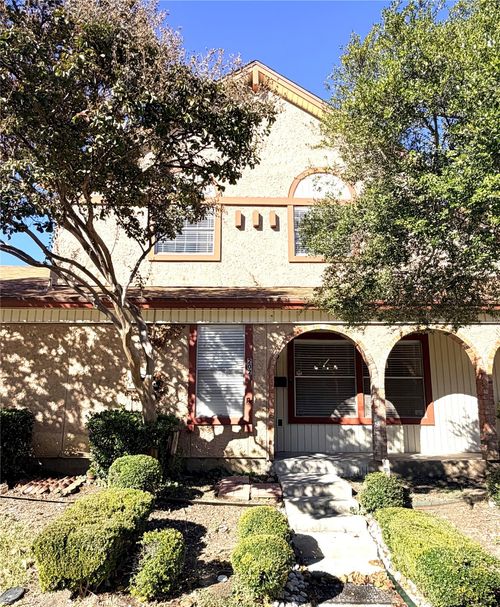 2021 Clubview Dr, Carrollton, TX, 75006-1703 | Card Image