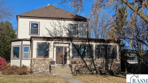 209 Oak Ave Sw, Montgomery, MN, 56069-1237 | Card Image