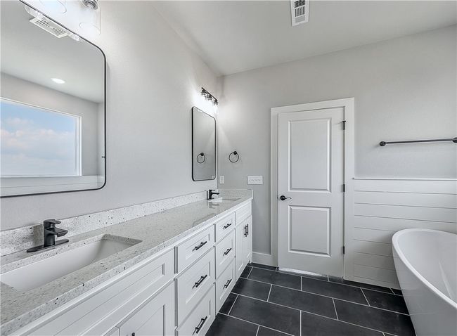 4843 Farmhouse St, House other with 4 bedrooms, 3 bathrooms and null parking in Springdale AR | Image 18