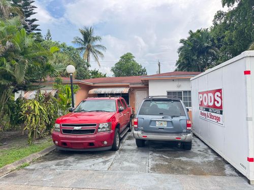 1760 Ne 160th St, North Miami Beach, FL, 33162-4736 | Card Image