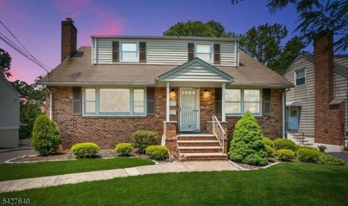 23 Gates Ave, Summit, NJ, 07901-1512 | Card Image