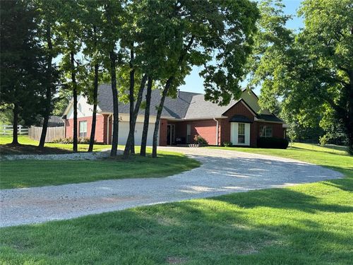 12 Northwood Dr, Shawnee, OK, 74804-9545 | Card Image