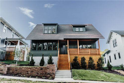 1750 W Markham Rd, Fayetteville, AR, 72701-3908 | Card Image