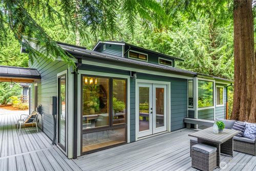 5150 Ne North Tolo Rd, Bainbridge Island, WA, 98110-3464 | Card Image