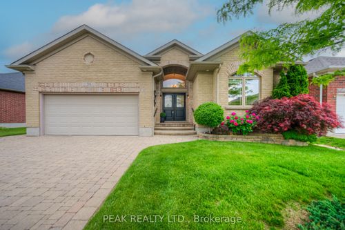 56 Bonaventure Dr, New Hamburg, ON, N3A4P9 | Card Image