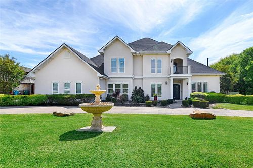 2360 Mystic Shore Dr, Cedar Hill, TX, 75104-6717 | Card Image