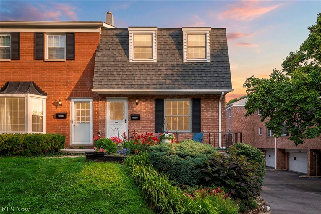 Residential in Fairview Park 3