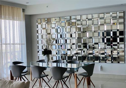 lph09-3300 Ne 188th St, Aventura, FL, 33180-3368 | Card Image